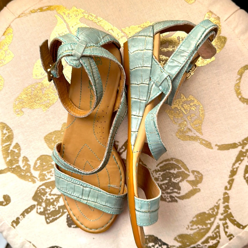 Born Crown sandals aqua gold